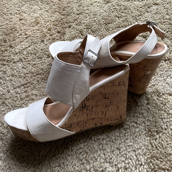 3/$12 - Apt. 9 Wedges - Picture 2 of 5